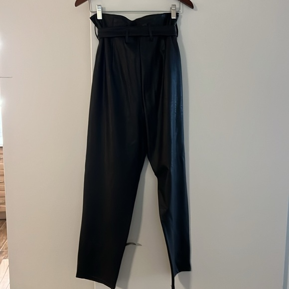 Commando Faux Leather Paperbag Pants Black Ankle Length Size Large - Picture 4 of 7